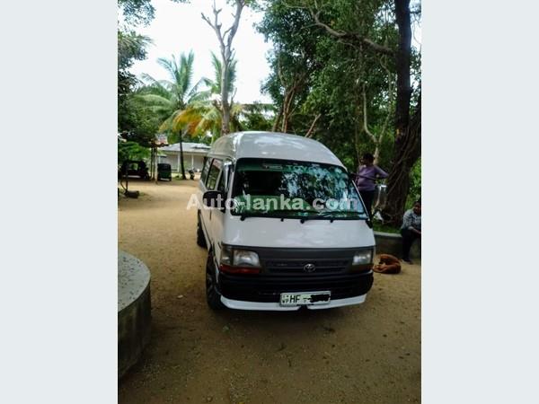 toyota van riyasewana