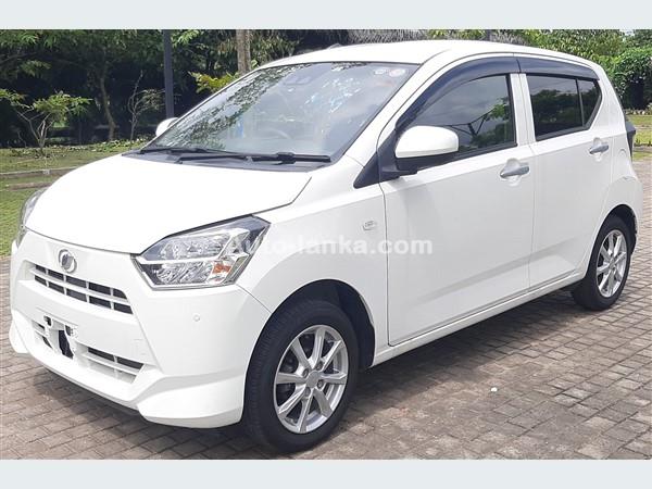 Daihatsu MIRA EIS SA3 LED PEARLWHITE FULLYLOADED 2017 Cars For Sale in SriLanka 