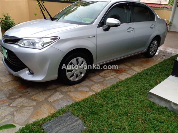 Toyota Axio Hybrid G Grade 2015 Cars For Sale in SriLanka 
