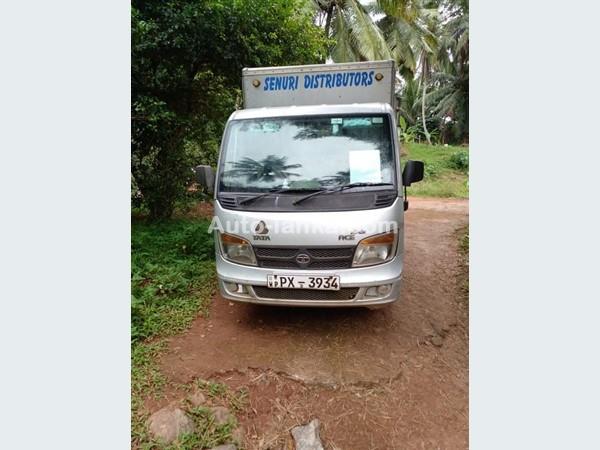 Dimo Dima Ace ex2 2014 Trucks For Sale in SriLanka 