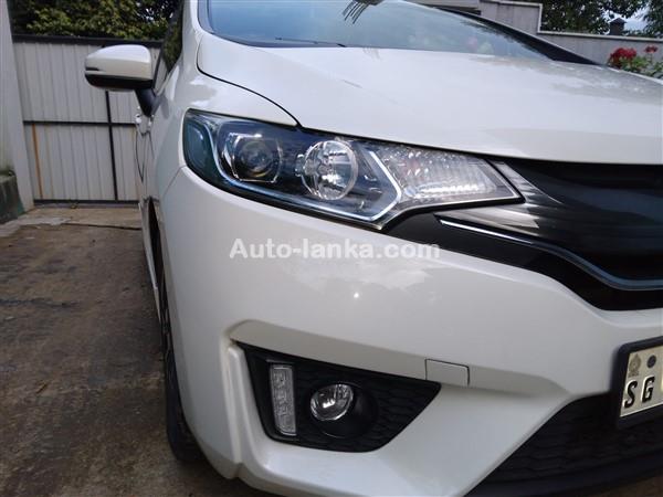 Honda Gp 5 s greed 2014 Cars For Sale in SriLanka 