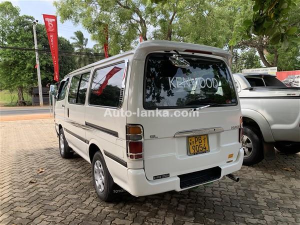 Toyota Dolpin 2015 Vans For Sale in SriLanka 