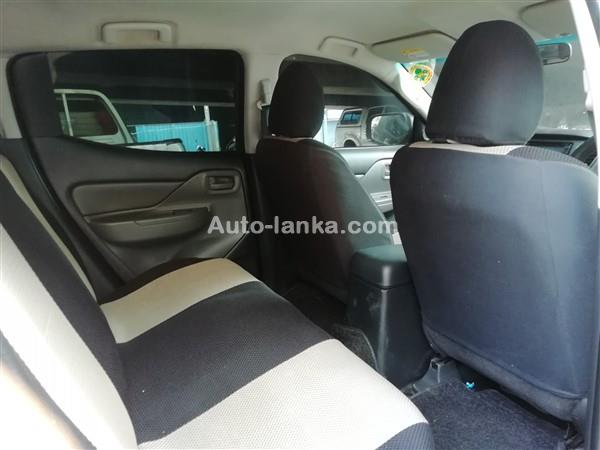 Mitsubishi L200 2015 Jeeps For Sale in SriLanka 