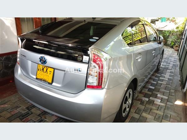 Toyota Prius 2012 Cars For Sale in SriLanka 