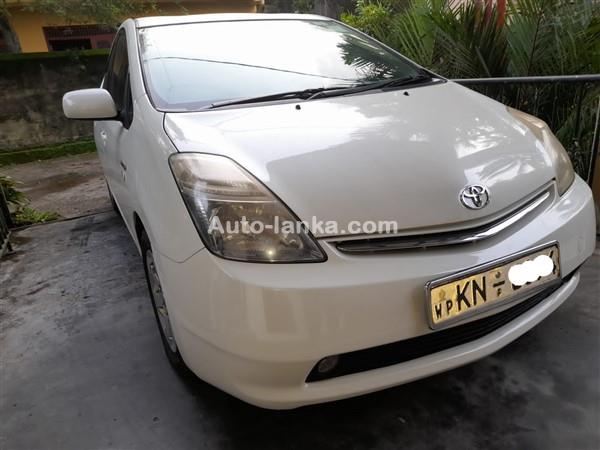 Toyota Prius 2nd Generation 2008 Cars For Sale in SriLanka 