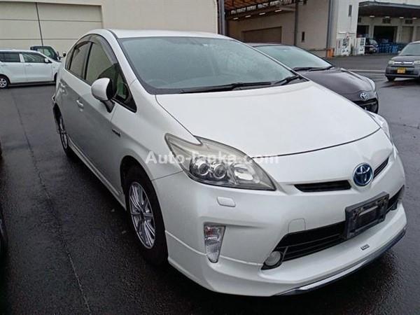 Toyota PRIUS W30 PARTS FOR SALE 2015 Spare Parts For Sale in SriLanka 