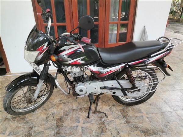 Bajaj Ct100 2015 Motorbikes For Sale in SriLanka 
