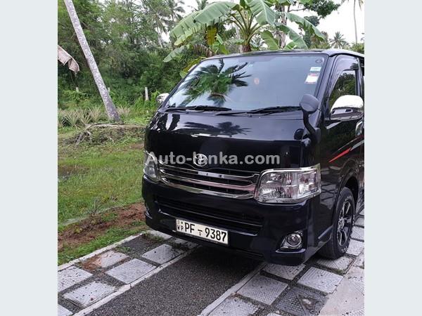 Toyota Kdh 201 super gl 2012 Vans For Sale in SriLanka 