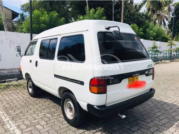 Toyota CR 36 1995 Vans For Sale in SriLanka 