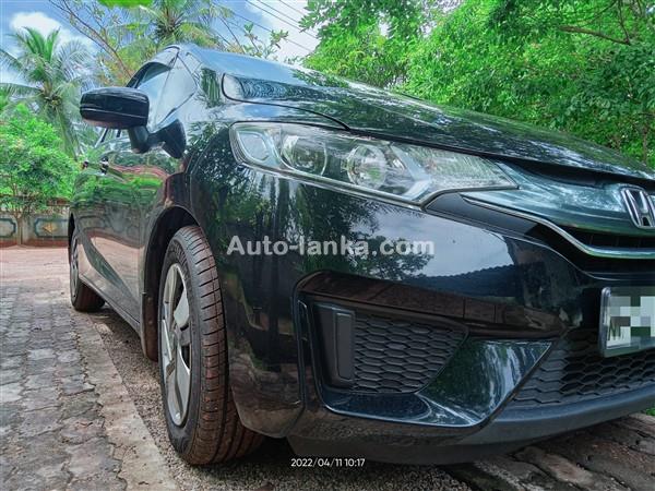 Honda Fit Gp-5 2015 Cars For Sale in SriLanka 