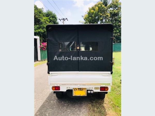 Mitsubishi Mini Cab 2000 Trucks For Sale in SriLanka 
