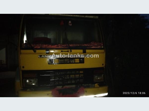 Ashok Leyland Tipper 2012 Trucks For Sale in SriLanka 