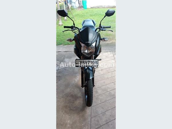 Honda Twister 2015 Motorbikes For Sale in SriLanka 