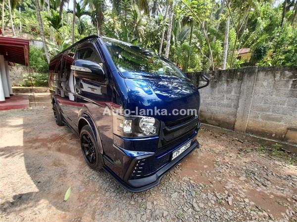 Toyota TOYOTA KDH 200 2007 Vans For Sale in SriLanka 