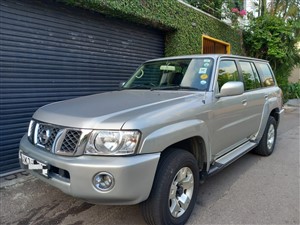 nissan-patrol-jeep-2010-jeeps-for-sale-in-colombo