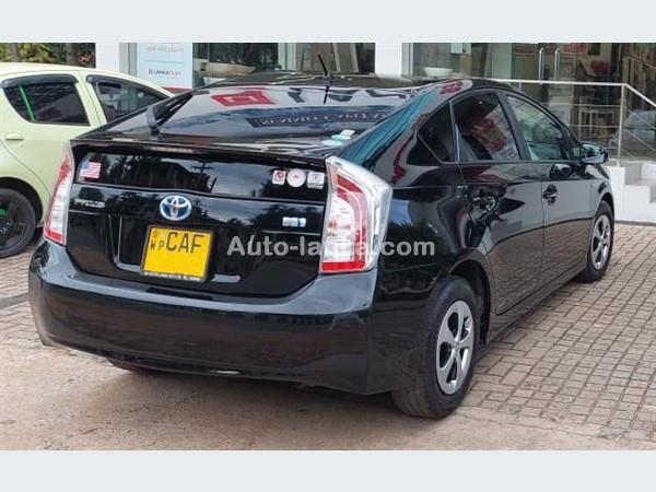 Toyota Prius S Grade 2013 Cars For Sale in SriLanka 