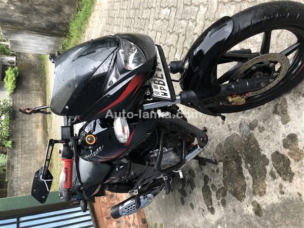 Bajaj pulsar 180 2017 Motorbikes For Sale in SriLanka 