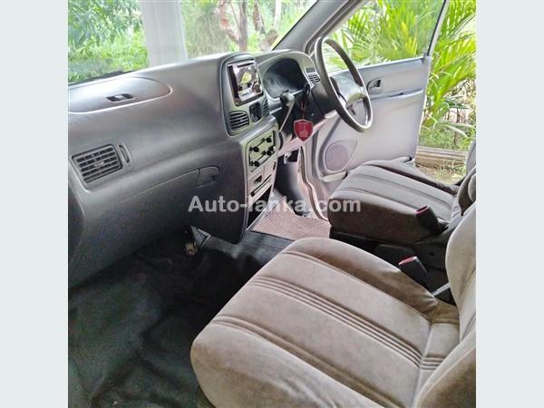 Toyota Town ace CR42(NOHA) 2003 Vans For Sale in SriLanka 
