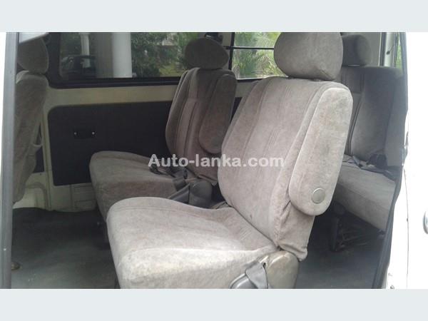 Toyota Town ace CR42(NOHA) 2003 Vans For Sale in SriLanka 