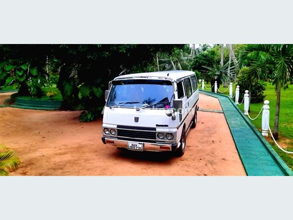 Nissan VRG Caravan 1986 Vans For Sale in SriLanka 