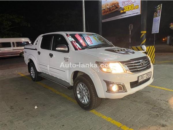 Toyota Hilux Champ 2015 Jeeps For Sale in SriLanka 