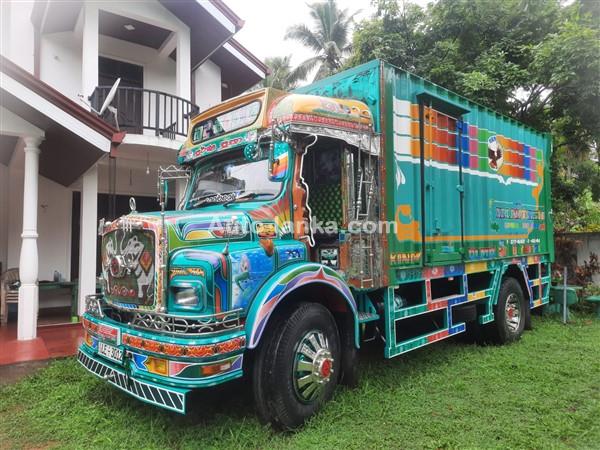 Tata 1613 Lorry 2008 Trucks For Sale in SriLanka 