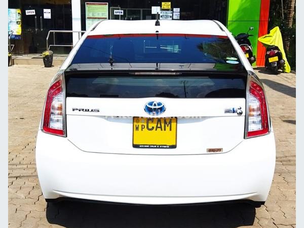 Toyota Prius 1.8 2013 Cars For Sale in SriLanka 