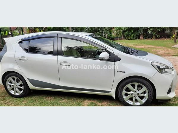 Toyota Aqua S Limited 2012 Cars For Sale in SriLanka 