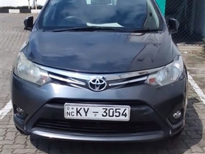 toyota-yaris-2014-cars-for-sale-in-colombo