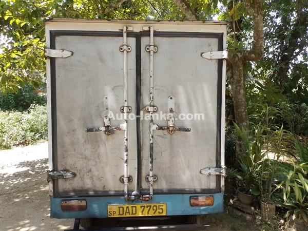 Mahindra Maxximo Supro 2015 Trucks For Sale in SriLanka 