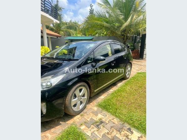 Toyota Prius G Touring 2013 Cars For Sale in SriLanka 