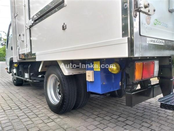 Isuzu ELF FREEZER TRUCK 10.5FT -30C (UNREGISTERED) 2016 Trucks For Sale in SriLanka 