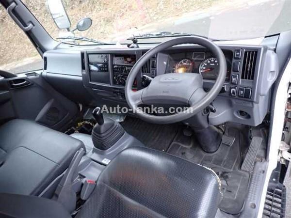 Isuzu ELF FREEZER TRUCK 10.5FT -30C (UNREGISTERED) 2016 Trucks For Sale in SriLanka 