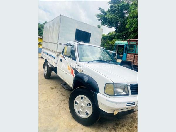 Tata 207 2017 Trucks For Sale in SriLanka 