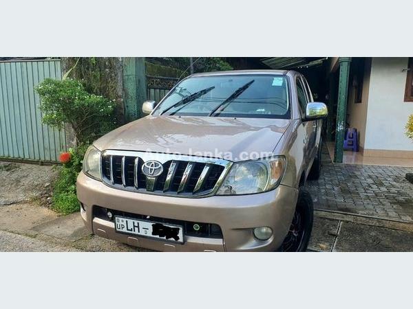 Toyota Hilux 2002 Jeeps For Sale in SriLanka 