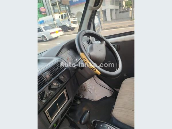 Mitsubishi Mini Cab 2000 Vans For Sale in SriLanka 