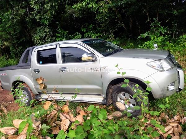 Toyota Hilux HL3 2006 Pickups For Sale in SriLanka 