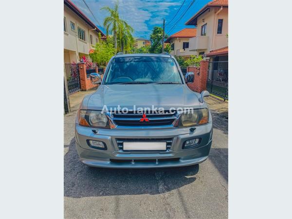 Mitsubishi V75 2000 Jeeps For Sale in SriLanka 