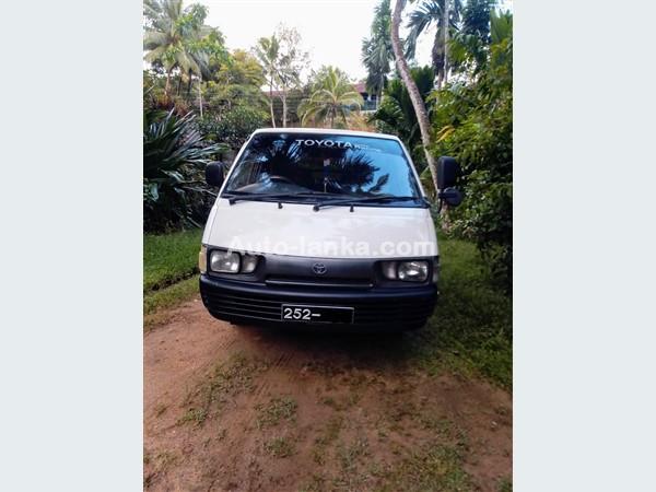 Toyota Town Ace CR27 Lotto 1993 Vans For Sale in SriLanka 