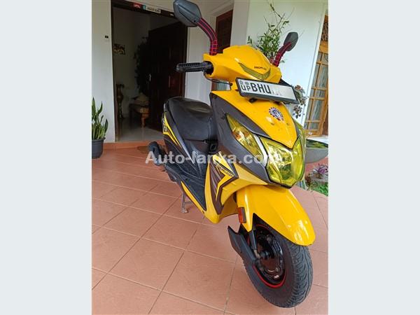 Honda Dio 2019 2019 Motorbikes For Sale in SriLanka 