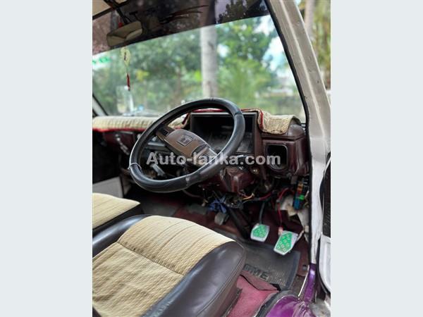 Toyota LH 30 V 1981 Vans For Sale in SriLanka 