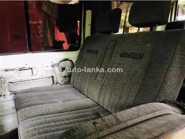 Mitsubishi PO5 1987 Vans For Sale in SriLanka 