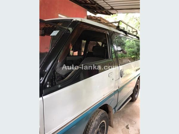 Mitsubishi PO5 1987 Vans For Sale in SriLanka 