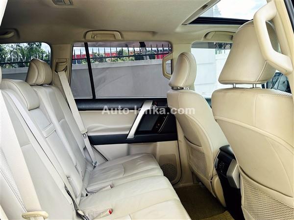 Toyota Land Cruser Prado 150 2011 Jeeps For Sale in SriLanka 