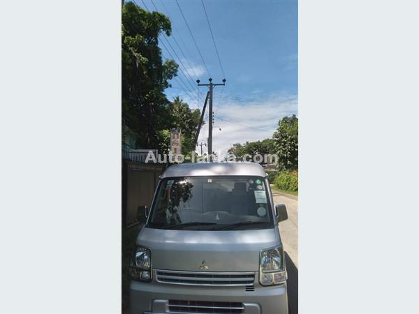 Mitsubishi Minicab 2016 Vans For Sale in SriLanka 