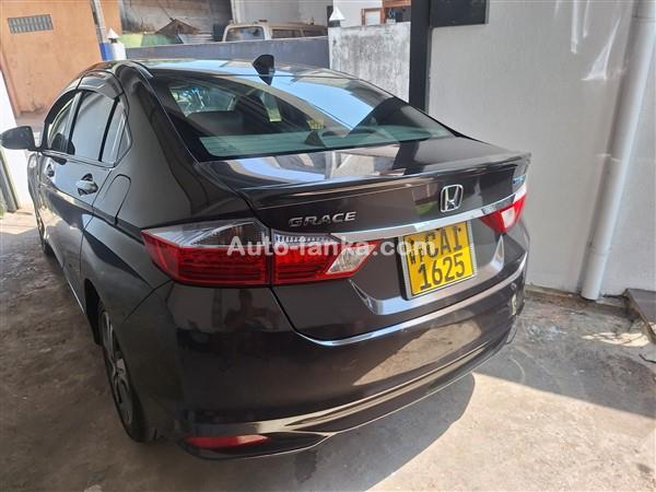 Honda Grace 2015 Cars For Sale in SriLanka 