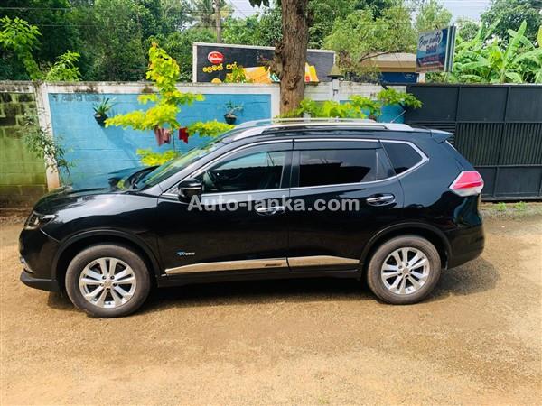 Nissan X - Trail Hybrid 2016 Jeeps For Sale in SriLanka 