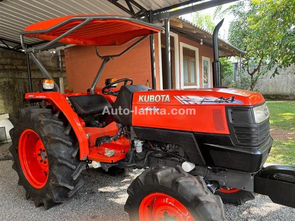 Other Kubota Tractor 2009 Trucks For Sale in SriLanka 