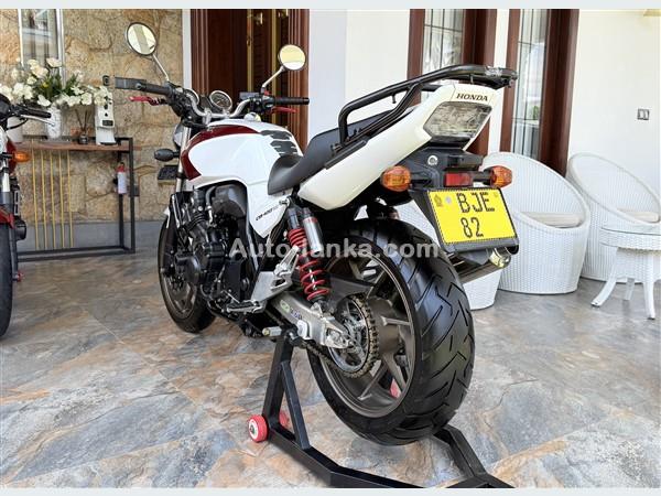 Honda CB400 / REVO / Anniversary Model 2019 Motorbikes For Sale in SriLanka 