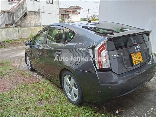 Toyota PRIUS G GRADE 2011 Cars For Sale in SriLanka 